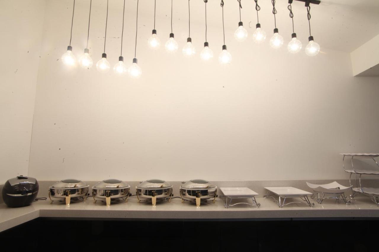 Merdi Hotel Suwon Eksteriør bilde