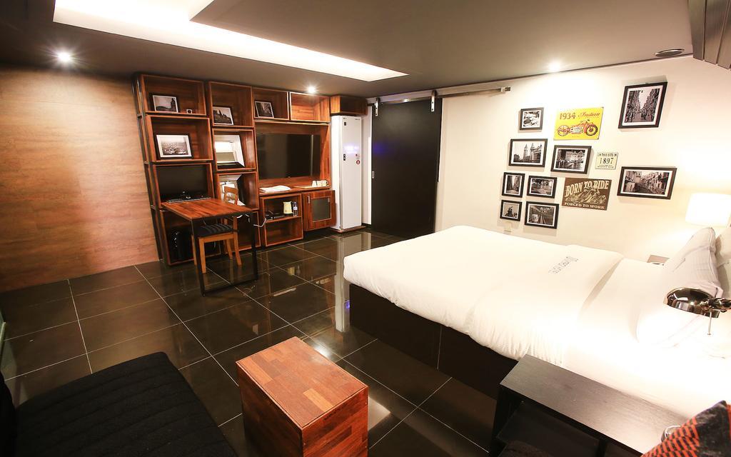 Merdi Hotel Suwon Eksteriør bilde