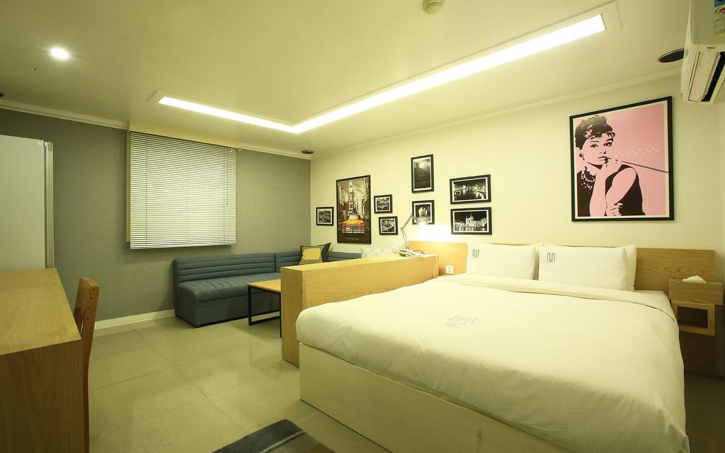 Merdi Hotel Suwon Eksteriør bilde