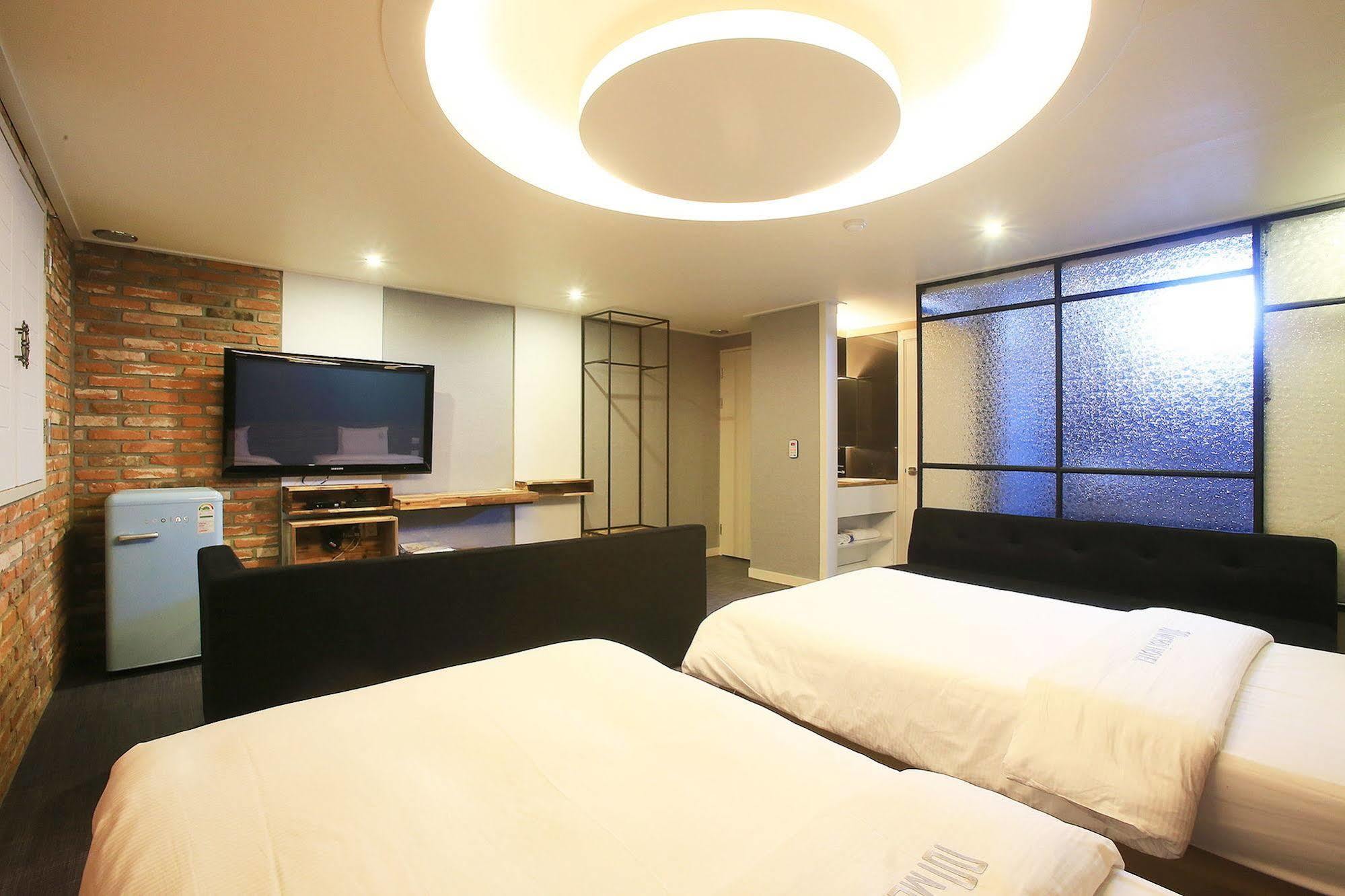 Merdi Hotel Suwon Eksteriør bilde