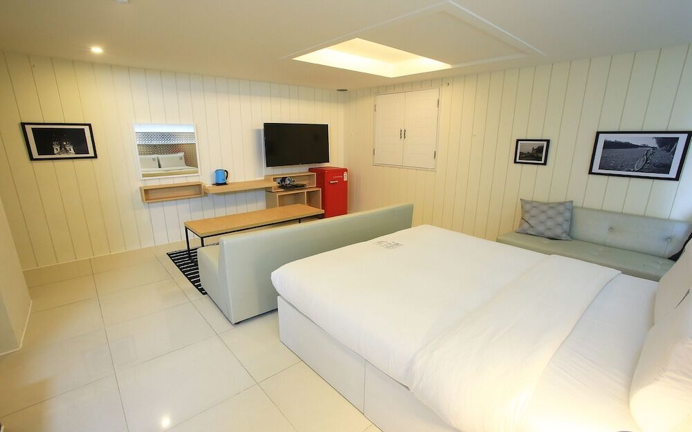 Merdi Hotel Suwon Eksteriør bilde